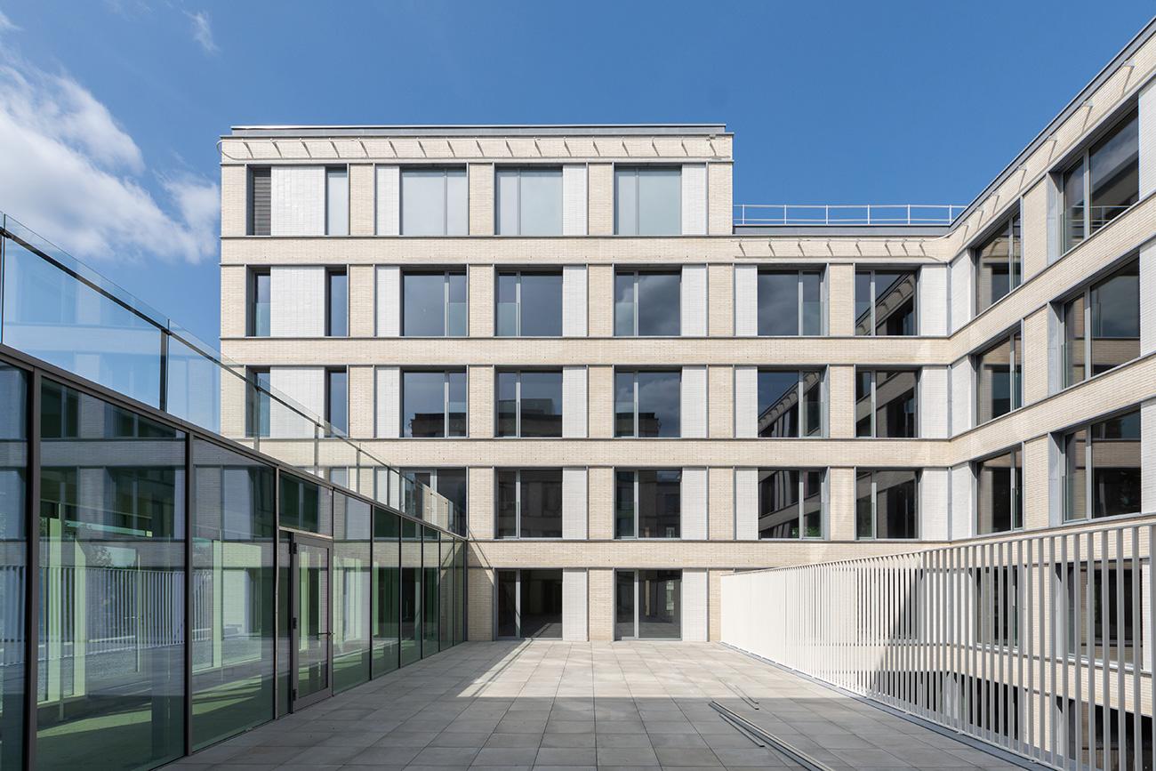 Orthoca Deurne – Consultaties orthopedie & sportletsels Bezoek Orthoca Deurne voor orthopedische consultaties en sportletsels. Deskundige artsen helpen je met advies en behandeling.